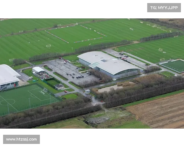 曼联卡灵顿基地焕发新生 预示着新赛季充满希望与活力